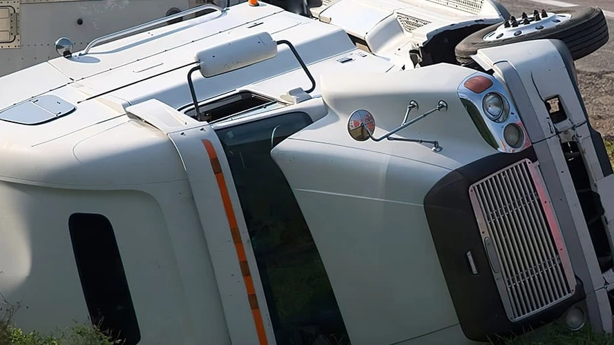Most Common Causes of Semi-Truck Accidents in Kansas City